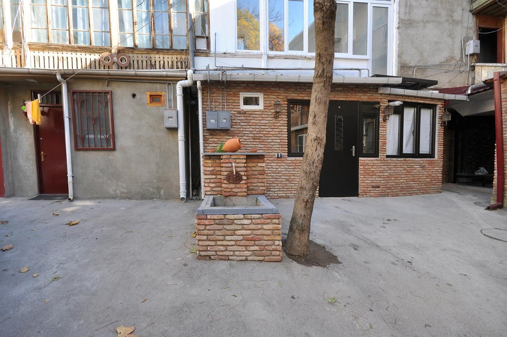 Suzi Apartments Tbilisi Exterior foto